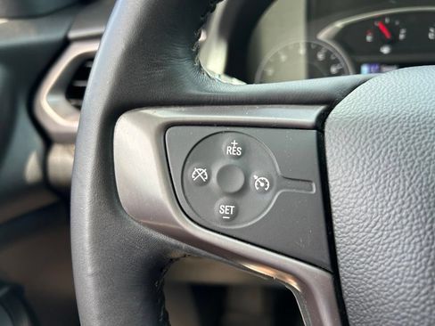 Used 2017 GMC Acadia SLT AWD/4WD image 26