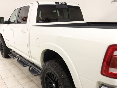 Used 2022 RAM 2500 Laramie AWD/4WD image 44