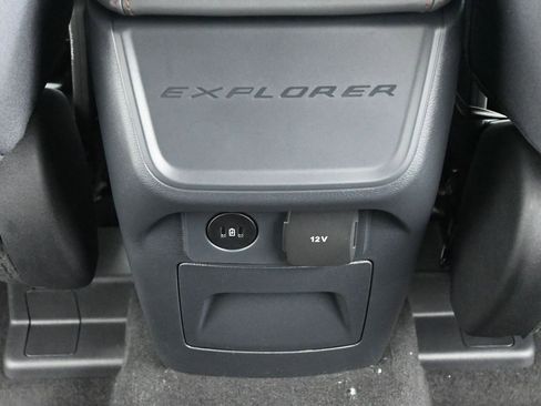New 2026 Ford Explorer Active RWD image 21