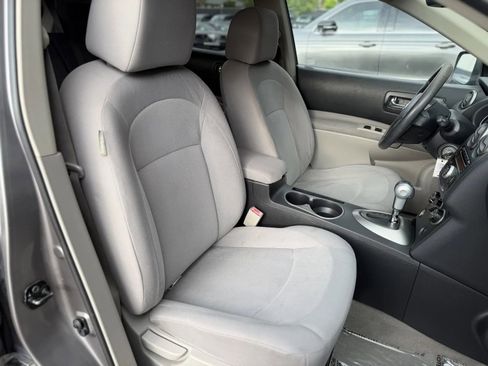 Used 2011 Nissan Rogue S AWD/4WD image 7