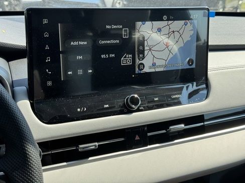 New 2025 Mitsubishi Outlander SE image 26