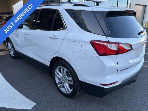 Used 2018 Chevrolet Equinox Premier AWD/4WD image 4