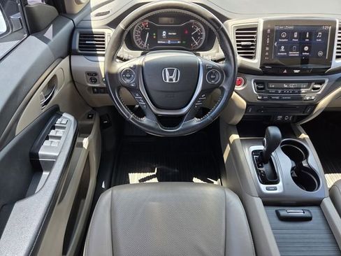 Used 2019 Honda Ridgeline RTL-T image 14