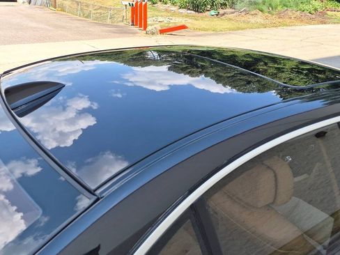 Used 2010 BMW 528i Sedan RWD image 22