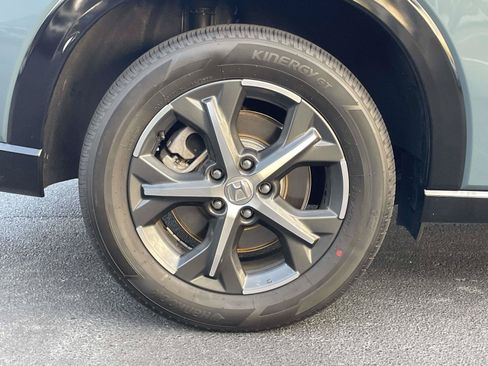 Used 2025 Honda HR-V EX-L image 9