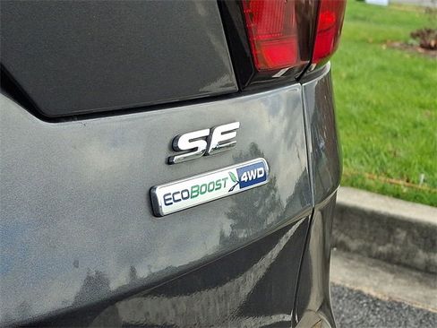 Used 2019 Ford Escape SE image 29