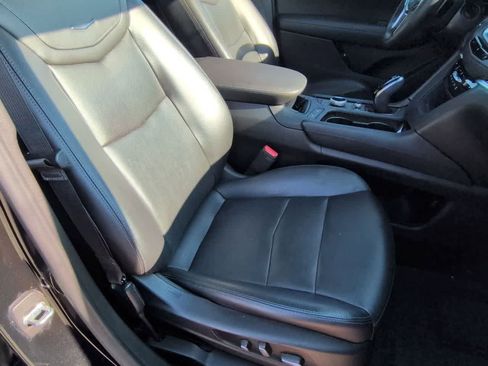 Used 2020 Cadillac XT5 Premium Luxury image 23