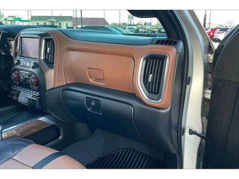 Used 2023 Chevrolet Silverado 3500 High Country w/ Z71 Off-Road Package image 18