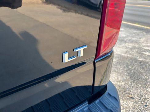 Used 2021 Chevrolet Silverado 1500 LT w/ Convenience Package II RWD image 8