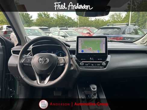Used 2026 Toyota Corolla Cross XLE w/ Convenience Package FWD image 16