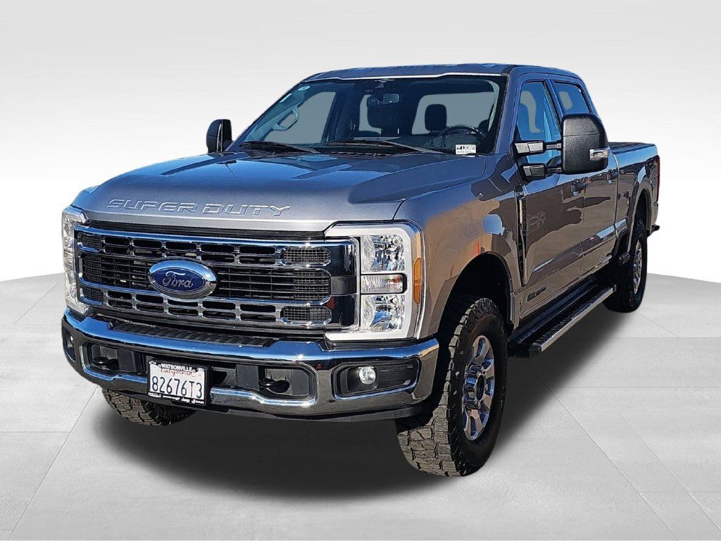 Used 2023 Ford F250 XLT w/ FX4 Off-Road Package AWD/4WD image 7