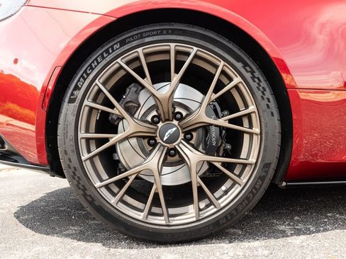 Used 2025 Aston Martin DB12 Convertible RWD image 61