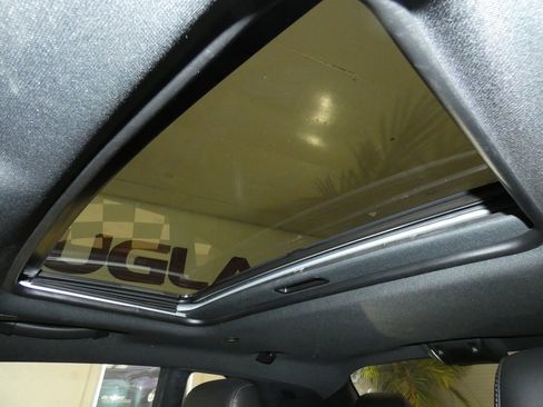 Used 2023 Dodge Challenger GT w/ Plus Package image 17