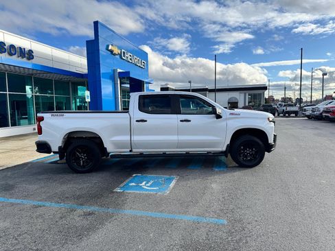 Used 2022 Chevrolet Silverado 1500 LT Trail Boss w/ Convenience Package II image 8