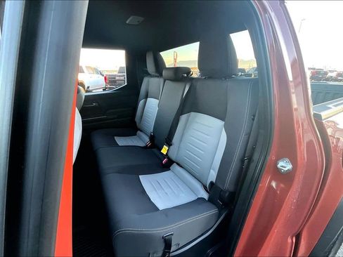 Used 2025 Toyota Tacoma TRD Off-Road image 27