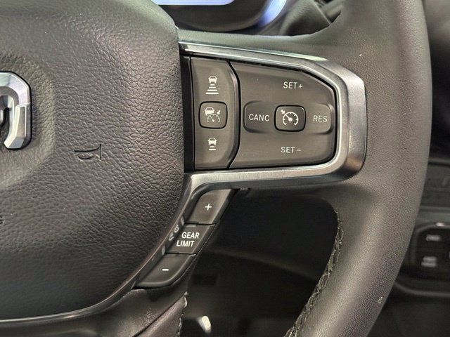 Used 2026 RAM 2500 Laramie AWD/4WD image 20