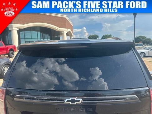 Used 2021 Chevrolet Tahoe Z71 w/ Z71 Signature Package AWD/4WD image 7