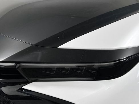 New 2026 Toyota Crown Platinum AWD/4WD image 11