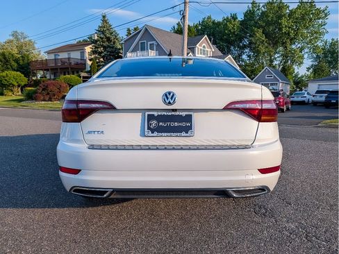 Used 2019 Volkswagen Jetta R-Line FWD image 6