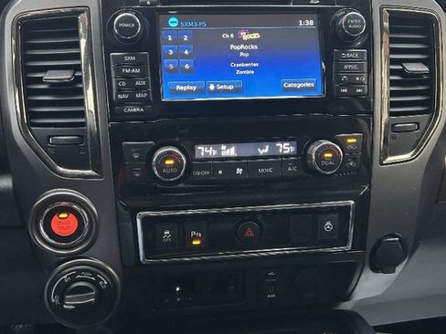 Used 2016 Nissan Titan Platinum Reserve image 20