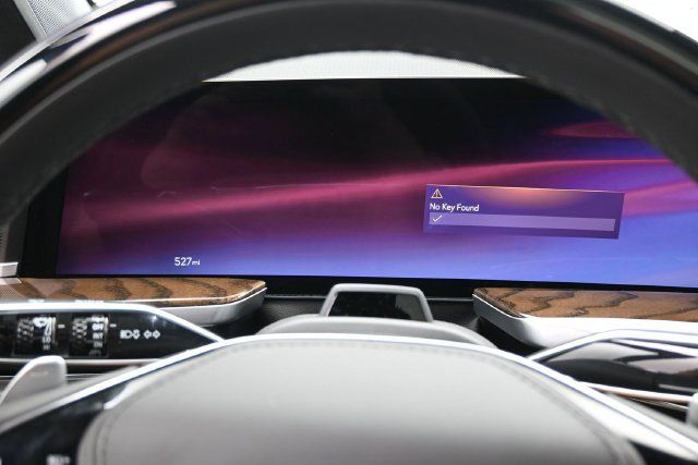 Used 2025 Cadillac Escalade Sport Platinum AWD/4WD image 4