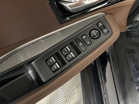 Used 2023 Acura MDX SH-AWD w/ Technology Package image 12