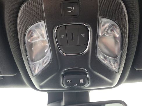 Used 2023 Jeep Compass High Altitude image 24