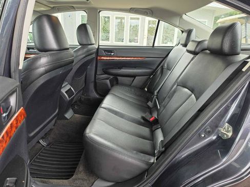 Used 2011 Subaru Legacy 2.5i Limited AWD/4WD image 13
