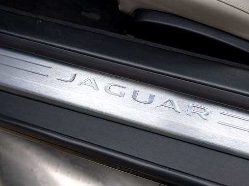Used 2024 Jaguar F-TYPE R-Dynamic RWD image 40