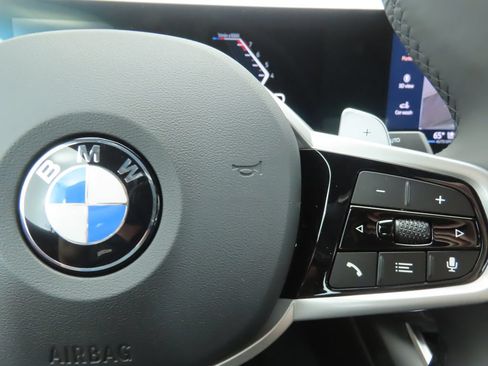 Used 2026 BMW 330i Sedan w/ M Sport Package RWD image 13
