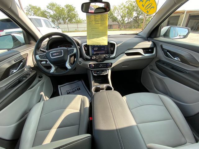 Used 2024 GMC Terrain SLT FWD image 15