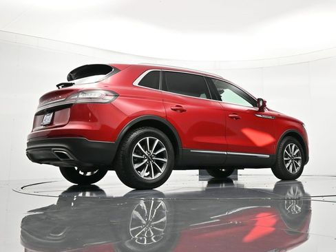 Used 2021 Lincoln Nautilus FWD image 50