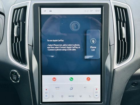 Used 2024 Ford Edge SEL w/ Convenience Package image 21