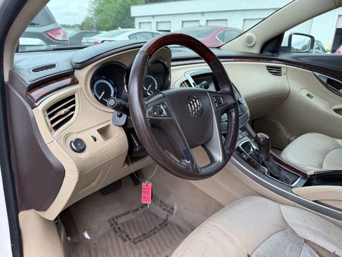 Used 2013 Buick LaCrosse Premium image 17