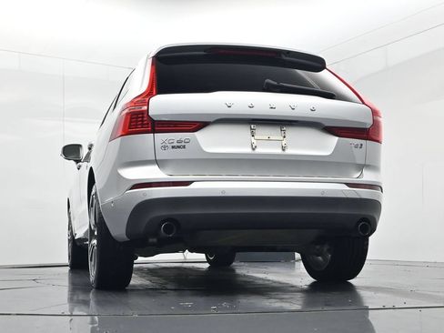 Used 2019 Volvo XC60 T5 Momentum w/ Multimedia Package AWD/4WD image 47