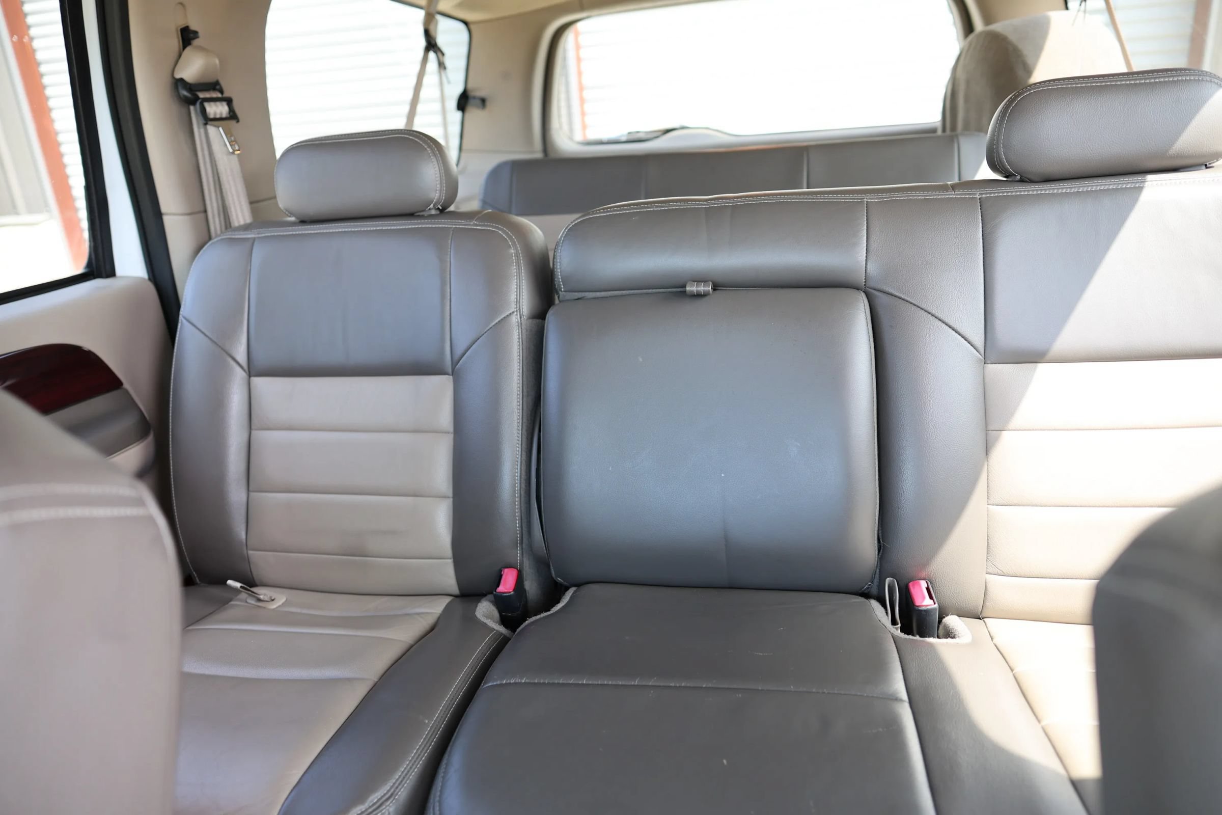 Used 2003 Ford Excursion Eddie Bauer RWD image 32
