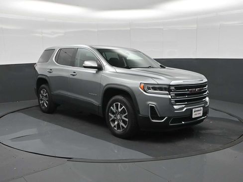 Used 2023 GMC Acadia SLE AWD/4WD image 2