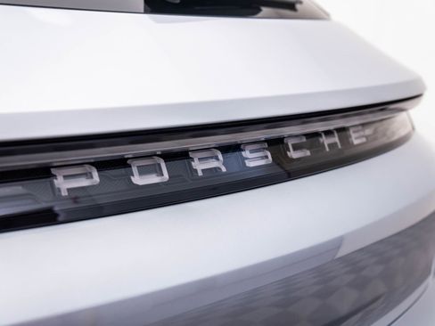 Certified 2022 Porsche Taycan 4 Cross Turismo image 36