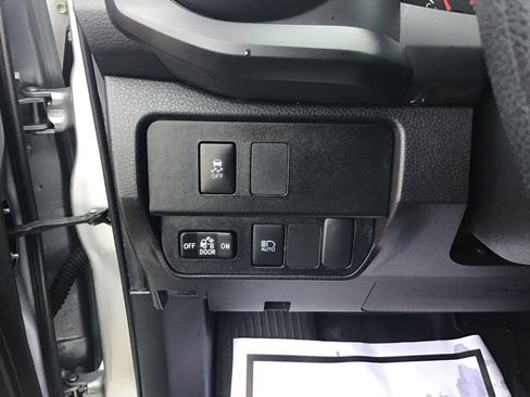 Used 2023 Toyota Tacoma SR image 32