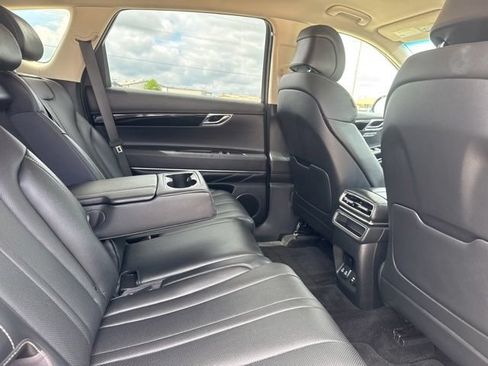 Used 2025 Genesis GV80 2.5T Standard AWD/4WD image 19