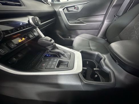 Used 2023 Toyota RAV4 XLE image 29