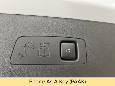 New 2026 Lincoln Corsair Premiere AWD/4WD image 13