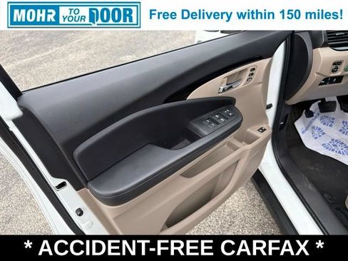 Used 2021 Honda Pilot Touring image 12