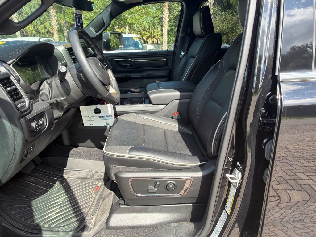 Used 2025 RAM 1500 Limited w/ Bed Utility Group AWD/4WD image 6
