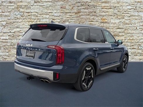 Used 2024 Kia Telluride S w/ S Sunroof Package image 7