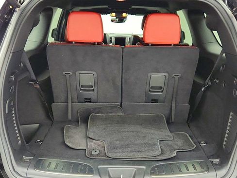 Used 2018 Dodge Durango SRT w/ Technology Group image 23
