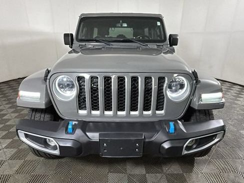 Used 2023 Jeep Wrangler Unlimited Sahara w/ Cold Weather Group AWD/4WD image 7