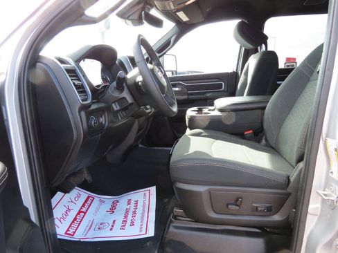 Used 2026 RAM 2500 Big Horn AWD/4WD image 11