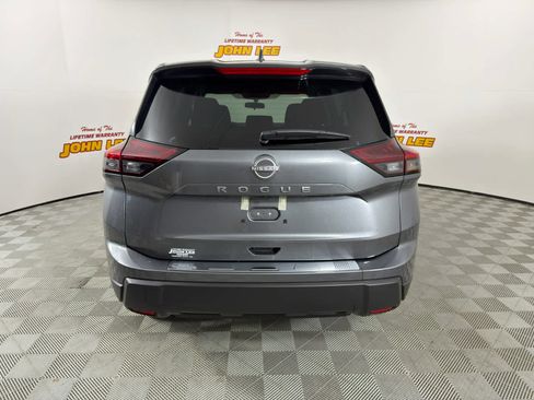 New 2026 Nissan Rogue SV FWD image 4