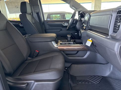 New 2026 Chevrolet Silverado 1500 LT Trail Boss w/ Convenience Package II image 13